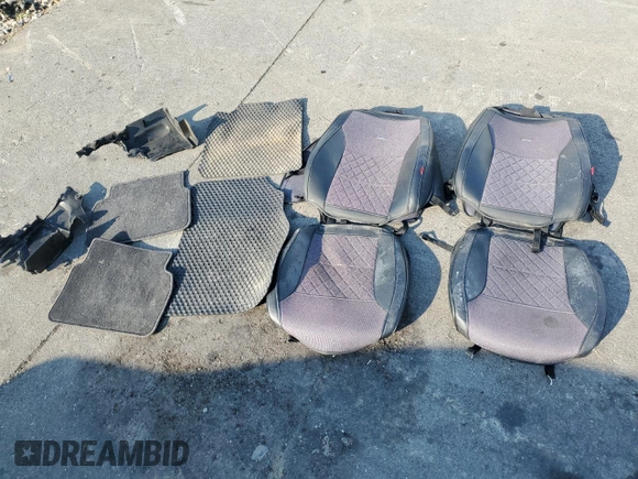 2011 Saab 9-3 z VIN YS3FA4CY1B1302628, wystawiony jako Copart lot #71627674 z przebiegiem Nie podano mil oraz Szkoda całkowita • Salvage title. Historia ofert i sprzedaży dostępna na DreamBid. Obrazek 14.