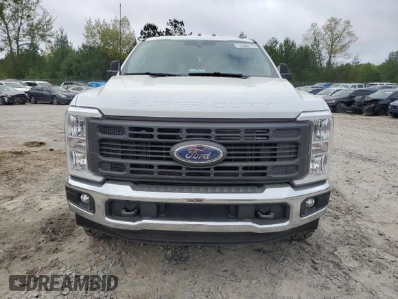 2024 Ford F-250 XL with VIN 1FT7W2BA9REF28957, listed as a Copart auction lot 51656115 with 2,095 mi miles and Clean title. Bid and sale history available at DreamBid. Image 5.