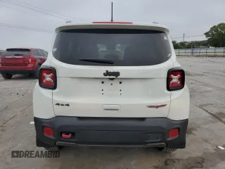 2021 Jeep Renegade Trailhawk z VIN ZACNJDC19MPM30234, wystawiony jako Copart lot #66167334 z przebiegiem 46 075 mil mil oraz Szkoda całkowita • Salvage title. Historia ofert i sprzedaży dostępna na DreamBid. Obrazek 6.