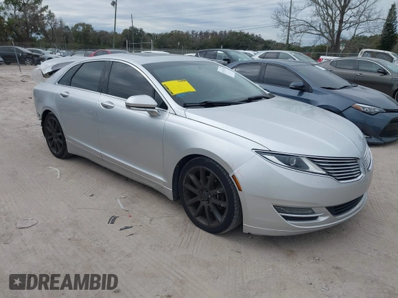 2014 Lincoln MKZ with VIN 3LN6L2G99ER808853, listed as a IAAI auction lot 41337248 with 155,676 mi miles. Bid and sale history available at carsss.com. Image 1.
