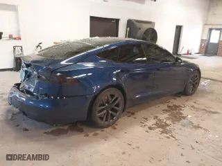 2021 Tesla Model S Plaid with VIN 5YJSA1E6XMF439884, listed as a IAAI auction lot 41622750 with 1 mi miles. Bid and sale history available at carsss.com. Image 4.
