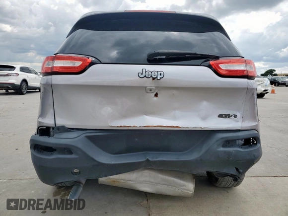 2018 Jeep Cherokee Latitude Plus с VIN 1C4PJLLB7JD605475, выставлен на аукционе Copart как лот 55861125 с пробегом 43 026 миль миль и Списание • Salvage title. История ставок и продаж доступна на DreamBid. Изображение 6.