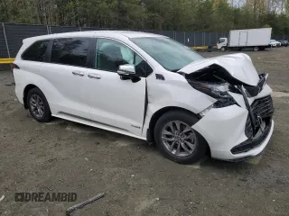 2021 Toyota Sienna LE with VIN 5TDKSKFC1MS013343, listed as a Copart auction lot 53263885 with 41,805 mi miles and Salvage title. Bid and sale history available at DreamBid. Image 4.
