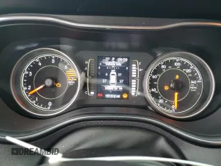 2019 Jeep Cherokee Latitude with VIN 1C4PJMCB3KD210488, listed as a Copart auction lot 59630925 with 151,312 mi miles and Salvage title. Bid and sale history available at DreamBid. Image 9.
