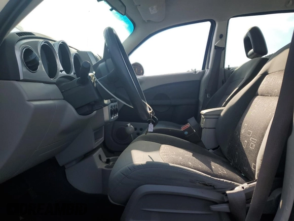 2008 Chrysler PT Cruiser с VIN 3A8FY48BX8T174360, выставлен на аукционе Copart как лот 52195355 с пробегом 175 424 миль миль и На запчасти • Non repairable. История ставок и продаж доступна на DreamBid. Изображение 7.