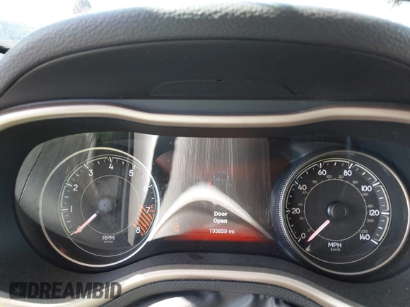 2014 Jeep Cherokee Limited с VIN 1C4PJMDSXEW294218, выставлен на аукционе IAAI как лот 42655095 с пробегом 133 859 миль миль и . История ставок и продаж доступна на DreamBid. Изображение 7.