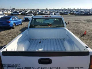 2002 Chevrolet Silverado 1500 LS with VIN 1GCEC14V42Z193471, listed as a Copart auction lot 88780995 with 103,793 mi miles and Salvage Title. Bid and sale history available at carsss.com. Image 10.