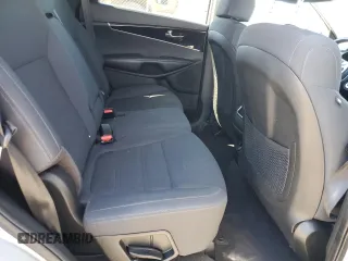 2019 Kia Sorento LX with VIN 5XYPG4A5XKG495865, listed as a Copart auction lot 47184585 with 98,044 mi miles and Clean Title. Bid and sale history available at carsss.com. Image 11.