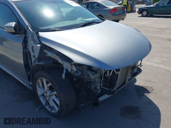 2014 Nissan Sentra SV z VIN 3N1AB7AP3EY319492, wystawiony jako IAAI lot #34986534 z przebiegiem 79 209 mil mil oraz . Historia ofert i sprzedaży dostępna na DreamBid. Obrazek 6.