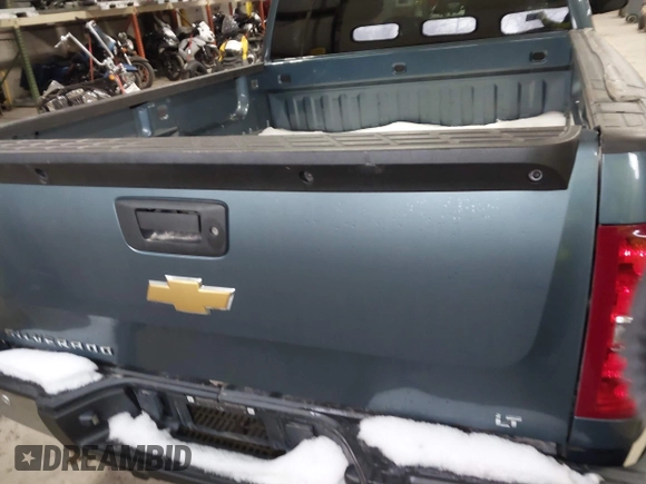 2013 Chevrolet Silverado 1500 LT with VIN 1GCRKSE70DZ137623, listed as a IAAI auction lot 41176402 with 134,194 mi miles and . Bid and sale history available at DreamBid. Image 16.