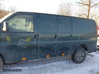 2004 GMC Savana Cargo Van with VIN 1GTFG15X741153301, listed as a IAAI auction lot 41296361 with 147,759 mi miles. Bid and sale history available at carsss.com. Image 14.