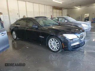 2012 BMW 7 Series 750Li с VIN WBAKB8C55CDX20672, выставлен на аукционе Copart как лот 53150435 с пробегом 141 459 миль миль и Списание • Salvage title. История ставок и продаж доступна на DreamBid. Изображение 4.