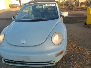 2004 Volkswagen Beetle GL with VIN 3VWBM31Y04M353115, listed as a Copart auction lot 88881005 with 123,870 mi miles and Salvage Title. Bid and sale history available at DreamBid. Image 13.