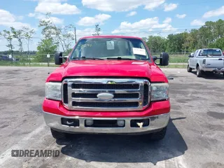 2005 Ford F-250 XL z VIN 1FTSW21P15EB14467, wystawiony jako IAAI lot #42254849 z przebiegiem 191 434 mil mil oraz . Historia ofert i sprzedaży dostępna na DreamBid. Obrazek 12.