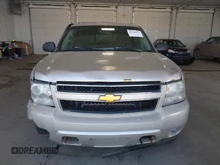 2007 Chevrolet Suburban LT с VIN 1GNFK16377J303817, выставлен на аукционе IAAI как лот 42226025 с пробегом 233 167 миль миль и . История ставок и продаж доступна на DreamBid. Изображение 12.