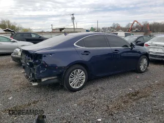 2014 Lexus ES 350 with VIN JTHBK1GGXE2131989, listed as a Copart auction lot 52695445 with 102,076 mi miles and Salvage Title. Bid and sale history available at carsss.com. Image 3.