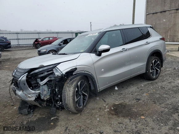 2023 Mitsubishi Outlander SEL with VIN JA4J4VA80PZ043358, listed as a Copart auction lot 44724815 with 21,932 mi miles and Salvage Title. Bid and sale history available at carsss.com. Image 1.