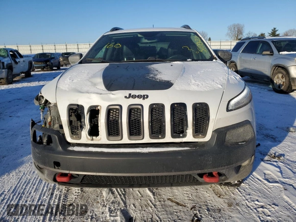 2017 Jeep Cherokee Trailhawk L Plus with VIN 1C4PJMBB1HW510027, listed as a Copart auction lot 82337424 with 144,044 mi miles and Clean Title. Bid and sale history available at carsss.com. Image 5.