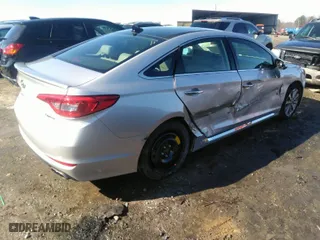 2016 Hyundai Sonata 2.4L Sport with VIN 5NPE34AF3GH415236, listed as a IAAI auction lot 41635896 with 82,333 mi miles. Bid and sale history available at carsss.com. Image 4.
