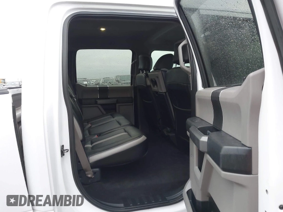 2015 Ford F-150 XLT with VIN 1FTEW1EP7FKE61564, listed as a IAAI auction lot 41889545 with 152,057 mi miles. Bid and sale history available at carsss.com. Image 8.