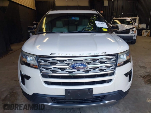 2018 Ford Explorer XLT with VIN 1FM5K7D89JGA54488, listed as a IAAI auction lot 42558280 with 56,106 mi miles and . Bid and sale history available at DreamBid. Image 12.