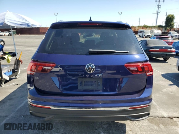 2022 Volkswagen Tiguan SE with VIN 3VV3B7AX2NM066793, listed as a Copart auction lot 63607975 with 10,101 mi miles and Salvage title. Bid and sale history available at DreamBid. Image 6.