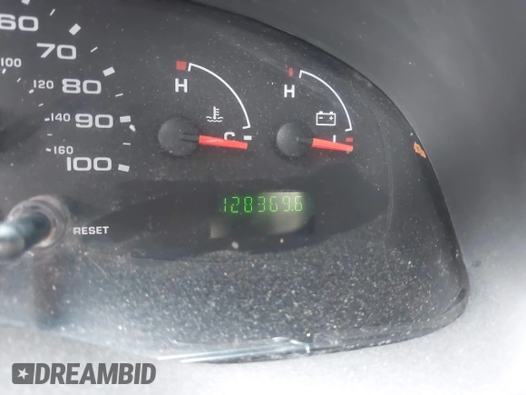 2007 Ford Econoline Cargo Commercial with VIN 1FTNE24W77DB00407, listed as a IAAI auction lot 42330484 with 128,369 mi miles and . Bid and sale history available at DreamBid. Image 7.