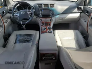 2013 Toyota Highlander Limited with VIN 5TDYK3EH5DS122904, listed as a Copart auction lot 55686225 with 221,905 mi miles and Salvage title. Bid and sale history available at DreamBid. Image 8.