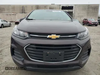 2021 Chevrolet Trax LS with VIN KL7CJNSB6MB307928, listed as a Copart auction lot 44016595 with 50,546 mi miles and Salvage Title. Bid and sale history available at carsss.com. Image 5.