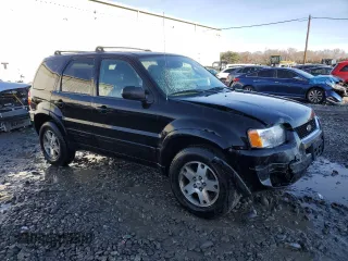 2003 Ford Escape Limited with VIN 1FMCU94123KE19996, listed as a Copart auction lot 82024934 with 225,089 mi miles and Salvage Title. Bid and sale history available at carsss.com. Image 4.