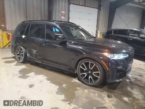 2022 BMW X7 M50i with VIN 5UXCX6C0XN9K45266, listed as a Copart auction lot 45732455 with 29,660 mi miles and Salvage Title. Bid and sale history available at carsss.com. Image 4.