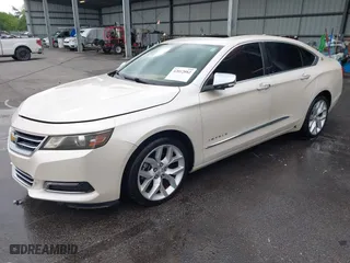 2014 Chevrolet Impala LTZ with VIN 1G1155S38EU105260, listed as a IAAI auction lot 42012082 with 230,407 mi miles. Bid and sale history available at carsss.com. Image 17.