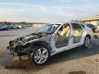 2015 Infiniti Q70L with VIN JN1BY1PP2FM601084, listed as a Copart auction lot 77387194 with 0 mi miles and Salvage Title. Bid and sale history available at carsss.com. Image 1.