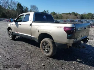 2007 Toyota Tundra SR5 with VIN 5TFRV54107X012529, listed as a IAAI auction lot 41738182 with 313,910 mi miles. Bid and sale history available at carsss.com. Image 3.