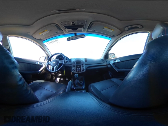 2011 Kia Forte SX с VIN KNAFW5A3XB5338328, выставлен на аукционе IAAI как лот 41403807 с пробегом 178 419 миль миль и . История ставок и продаж доступна на DreamBid. Изображение 18.