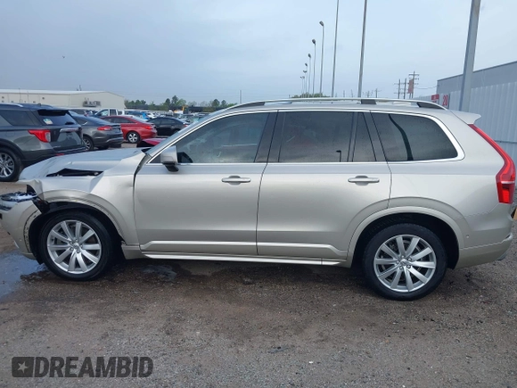 2016 Volvo XC90 T6 Momentum with VIN YV4A22PK7G1078794, listed as a IAAI auction lot 41874698 with 120,256 mi miles. Bid and sale history available at carsss.com. Image 14.