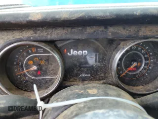 2021 Jeep Gladiator Overland with VIN 1C6HJTFG7ML585693, listed as a Copart auction lot 53058485 with 47,804 mi miles and Salvage title. Bid and sale history available at DreamBid. Image 9.
