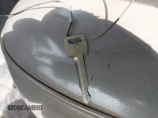 1996 Ford F-350 с VIN 1FTJW35F2TEA86632, выставлен на аукционе IAAI как лот 42097863 с пробегом 221 399 миль миль и . История ставок и продаж доступна на DreamBid. Изображение 11.