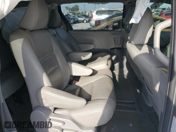 2019 Toyota Sienna XLE Auto Access Seat with VIN 5TDYZ3DC1KS004539, listed as a Copart auction lot 53944935 with 66,146 mi miles and Non Repairable. Bid and sale history available at carsss.com. Image 11.