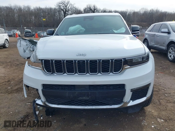 2024 Jeep Grand Cherokee Limited with VIN 1C4RJKBG2R8625086, listed as a IAAI auction lot 41461558 with 3,001 mi miles and . Bid and sale history available at DreamBid. Image 13.