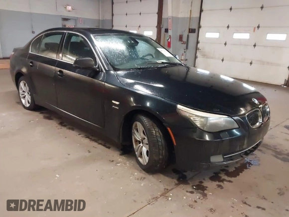 2010 BMW 5 Series 528i xDrive with VIN WBANV1C52AC445132, listed as a IAAI auction lot 41971379 with 167,799 mi miles and . Bid and sale history available at carsss.com. Image 1.