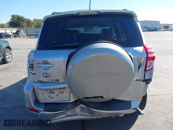 2010 Toyota RAV4 z VIN 2T3ZF4DVXAW038075, wystawiony jako IAAI lot #40422528 z przebiegiem 186 150 mil mil oraz . Historia ofert i sprzedaży dostępna na DreamBid. Obrazek 17.