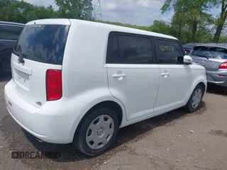 2009 Scion xB z VIN JTLKE50E791072263, wystawiony jako IAAI lot #42199771 z przebiegiem 164 071 mil mil oraz . Historia ofert i sprzedaży dostępna na DreamBid. Obrazek 4.