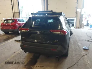 2021 Toyota RAV4 Hybrid LE with VIN 4T3B6RFV2MU048602, listed as a IAAI auction lot 41663576 with 69,404 mi miles. Bid and sale history available at carsss.com. Image 17.