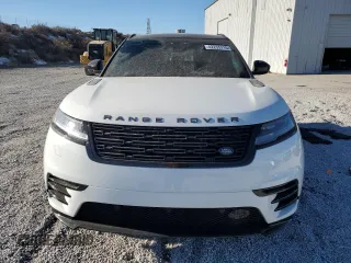 2025 Land Rover Range Rover Velar Dynamic SE z VIN SALYL2EX7SA391911, wystawiony jako Copart lot #42235115 z przebiegiem 9 482 mil mil oraz Szkoda całkowita • Salvage title. Historia ofert i sprzedaży dostępna na DreamBid. Obrazek 5.