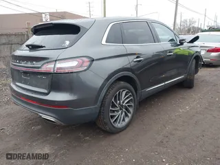 2019 Lincoln Nautilus Reserve with VIN 2LMPJ8L93KBL42922, listed as a IAAI auction lot 41202130 with 45,883 mi miles. Bid and sale history available at carsss.com. Image 4.