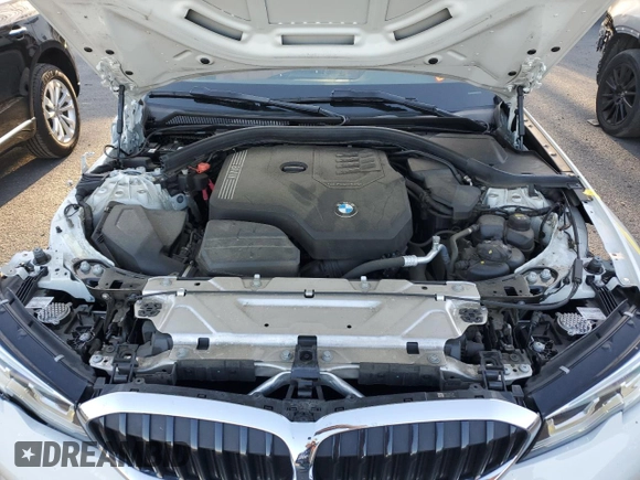 2020 BMW 3 Series 330i xDrive with VIN WBA5R7C05LFH70437, listed as a Copart auction lot 47979785 with 70,224 mi miles and Salvage Title. Bid and sale history available at DreamBid. Image 11.