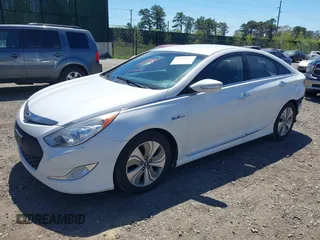 2013 Hyundai Sonata with VIN KMHEC4A46DA094614, listed as a IAAI auction lot 42156478 with 150,931 mi miles and . Bid and sale history available at carsss.com. Image 2.