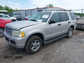 2004 Ford Explorer XLT z VIN 1FMZU73K34UA37992, wystawiony jako IAAI lot #42346103 z przebiegiem 192 043 mil mil oraz . Historia ofert i sprzedaży dostępna na DreamBid. Obrazek 2.