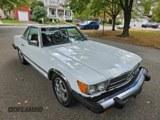 1979 Mercedes-Benz SL with VIN 10704412051659, listed as a Copart auction lot 76422164 with 106,278 mi miles and Clean title. Bid and sale history available at DreamBid. Image 1.